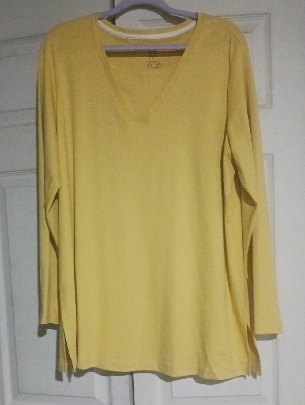Isaac Mizrahi  Yellow V-Neck Long Sleeve Tee